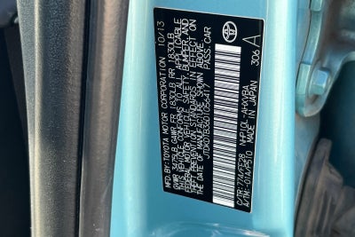 2013 Toyota Prius c One