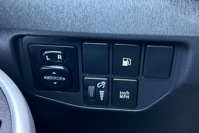 2015 Toyota Prius Plug-In Base