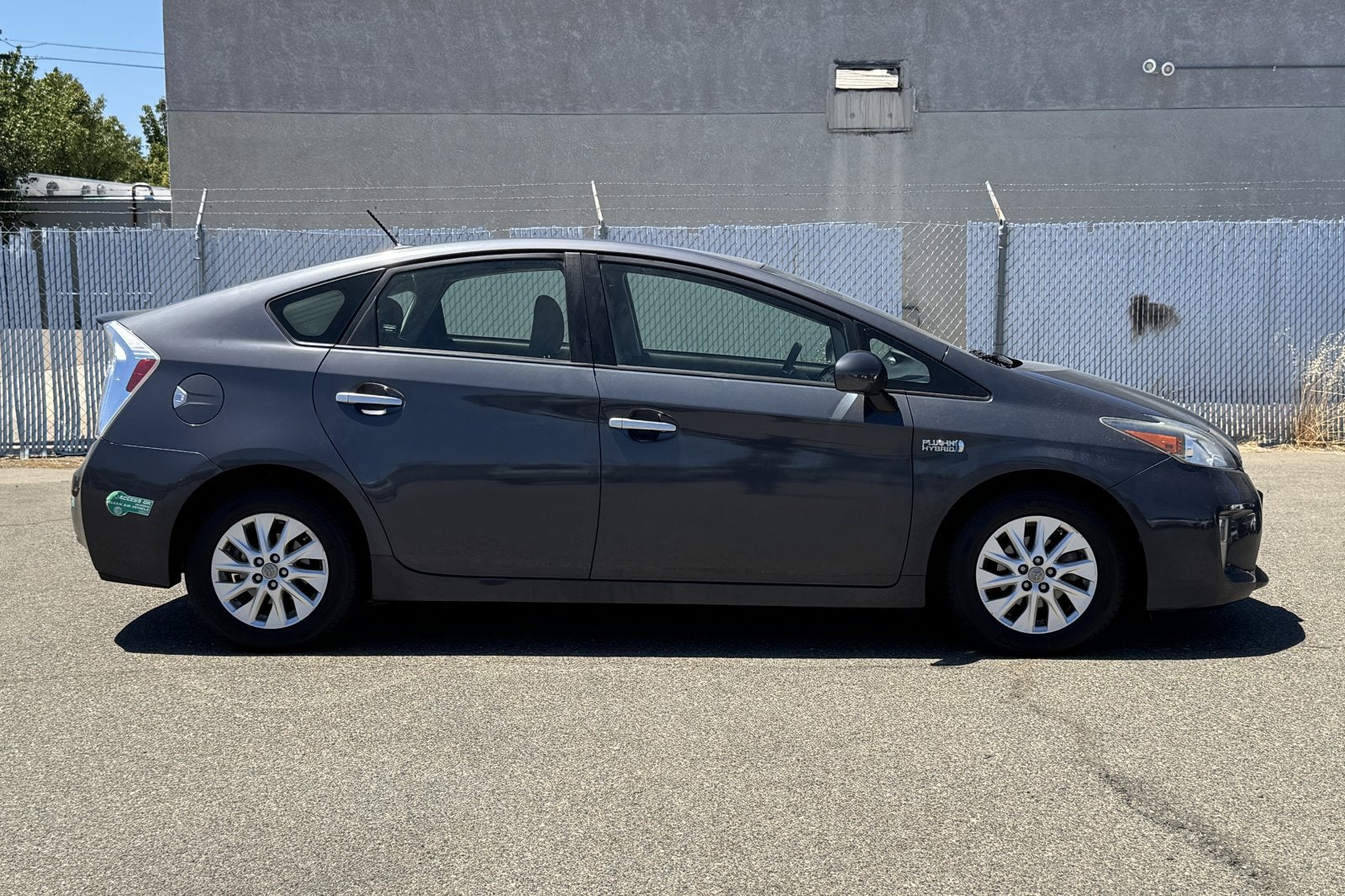 2015 Toyota Prius Plug-In Base