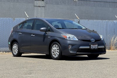 2015 Toyota Prius Plug-In Base