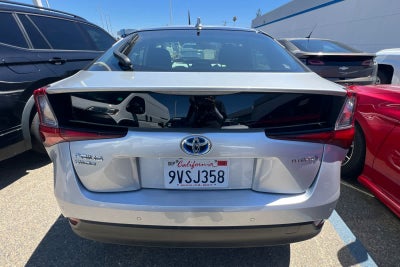 2021 Toyota Prius LE