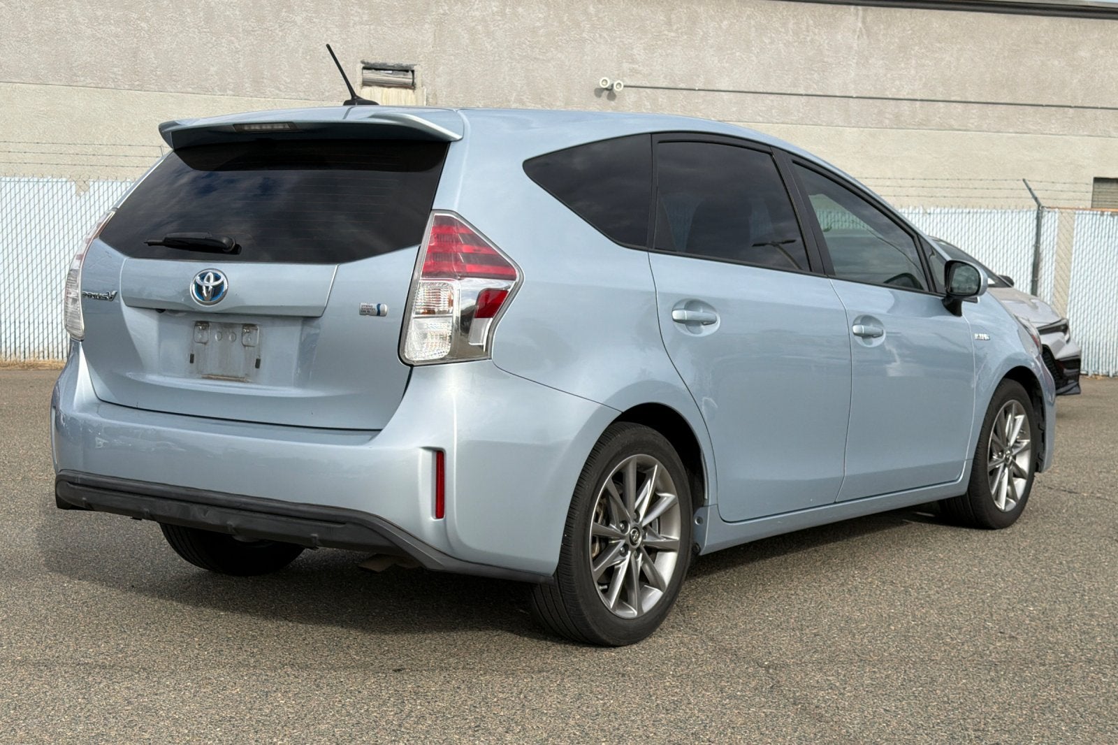 2016 Toyota Prius V Five