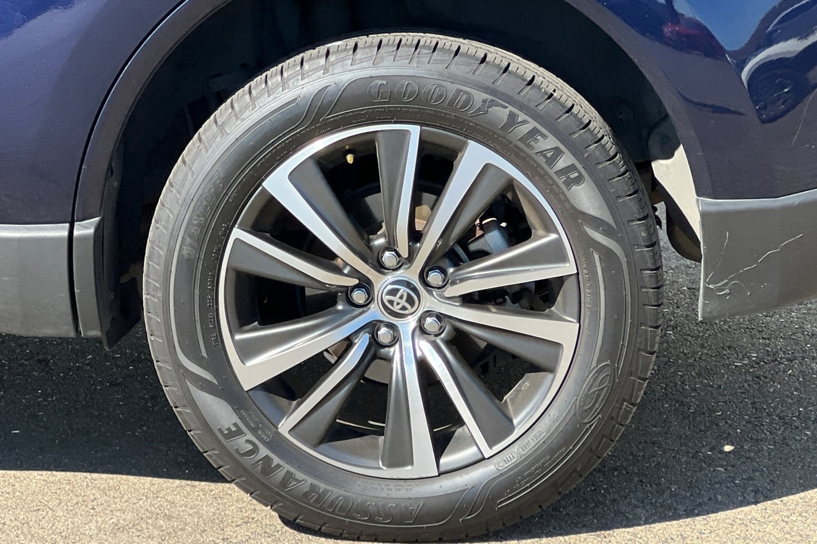 2021 Toyota Venza LE