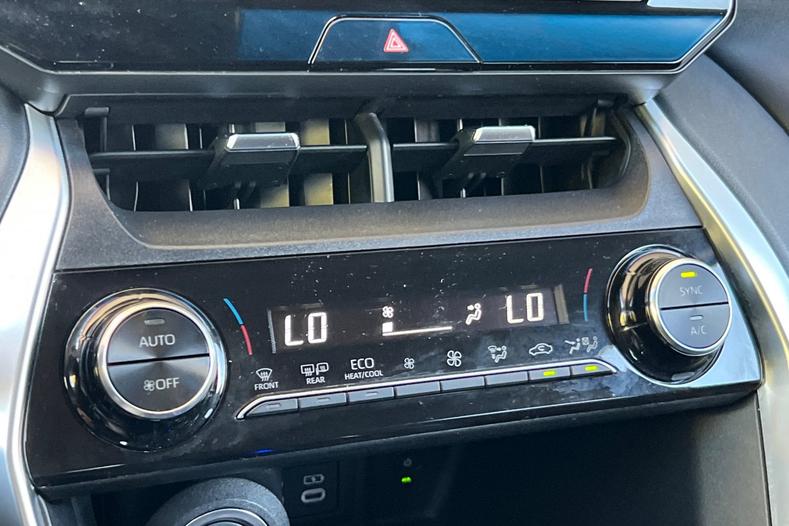 2024 Toyota Venza LE