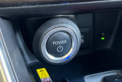 2024 Toyota Venza LE