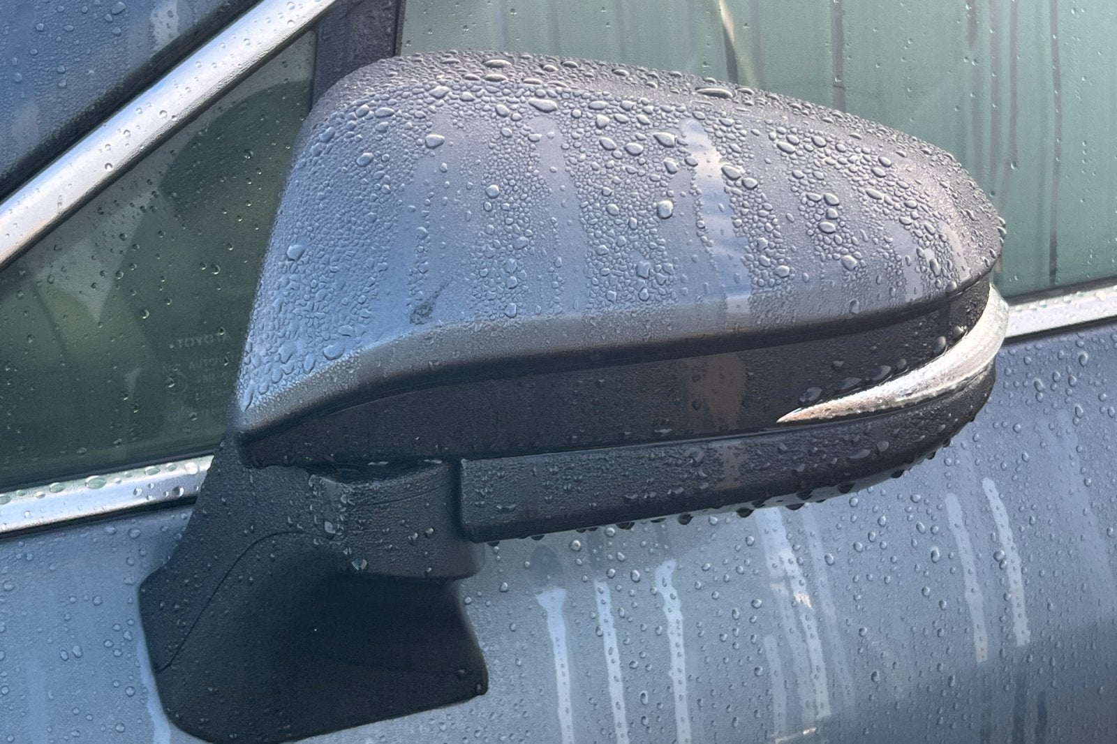 2023 Toyota Venza LE