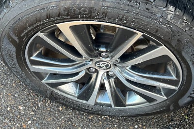 2023 Toyota Venza LE