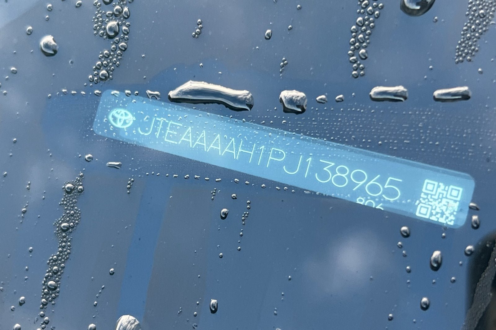 2023 Toyota Venza LE