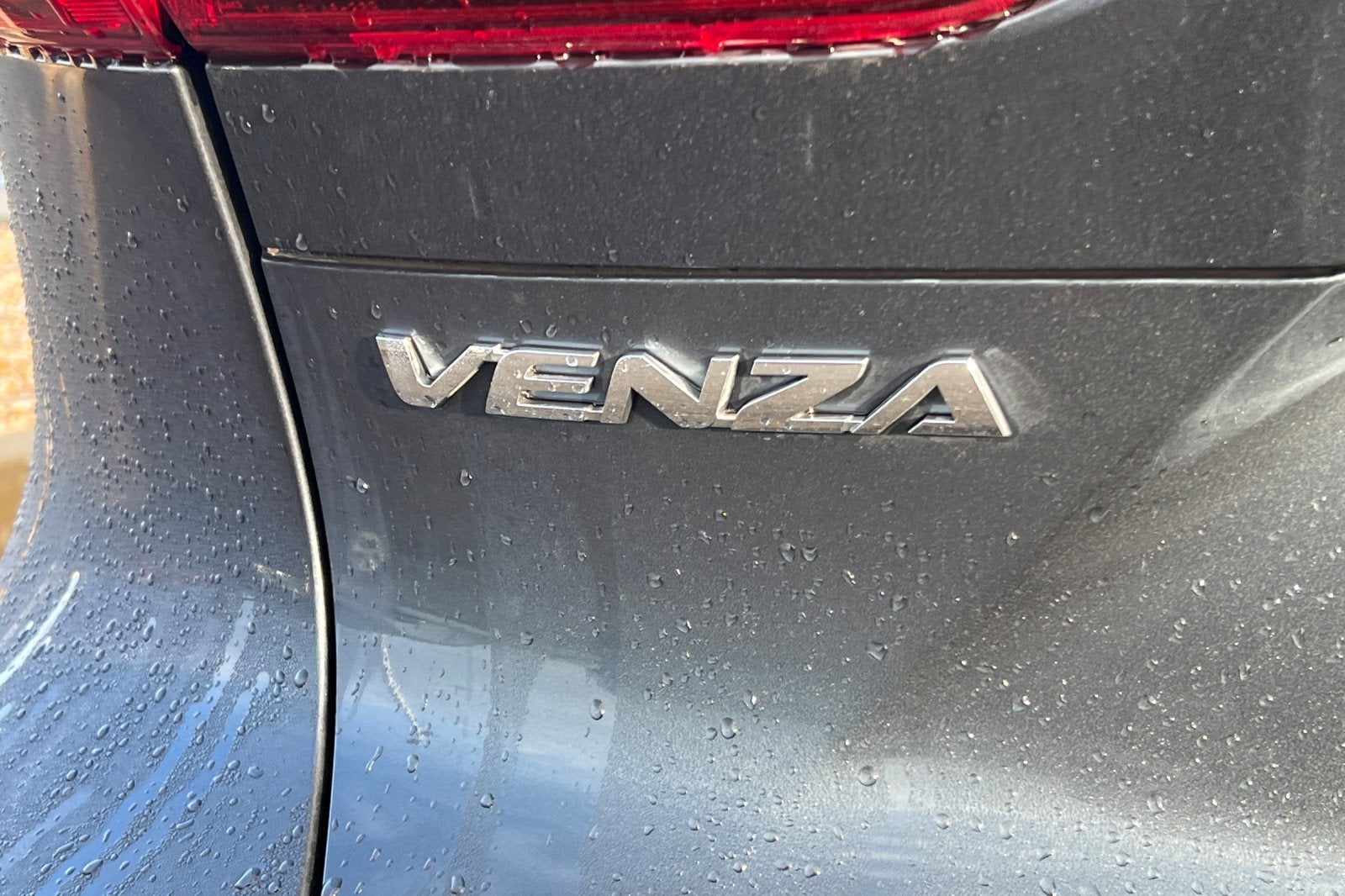 2023 Toyota Venza LE
