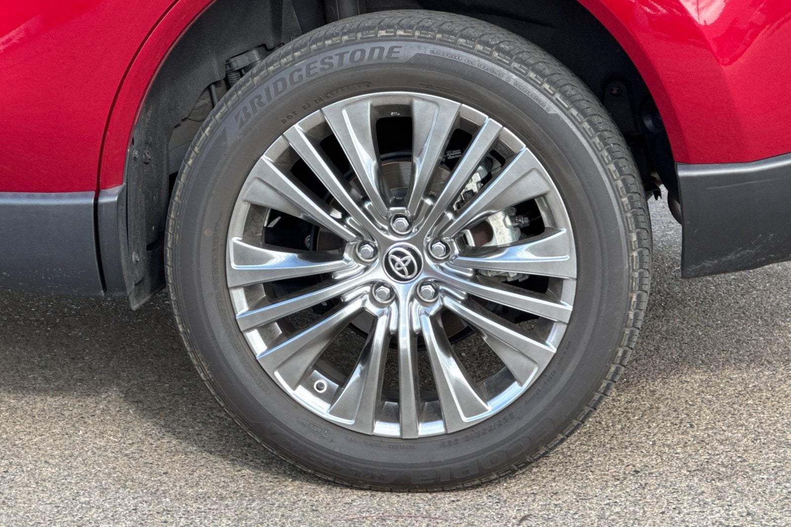 2023 Toyota Venza XLE