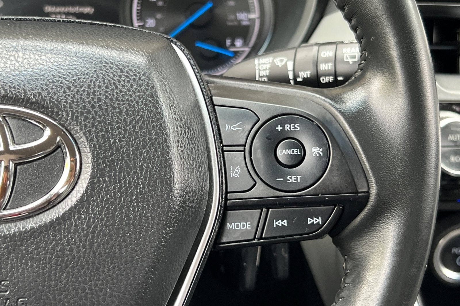 2024 Toyota Venza LE