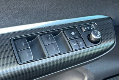 2022 Toyota Venza XLE