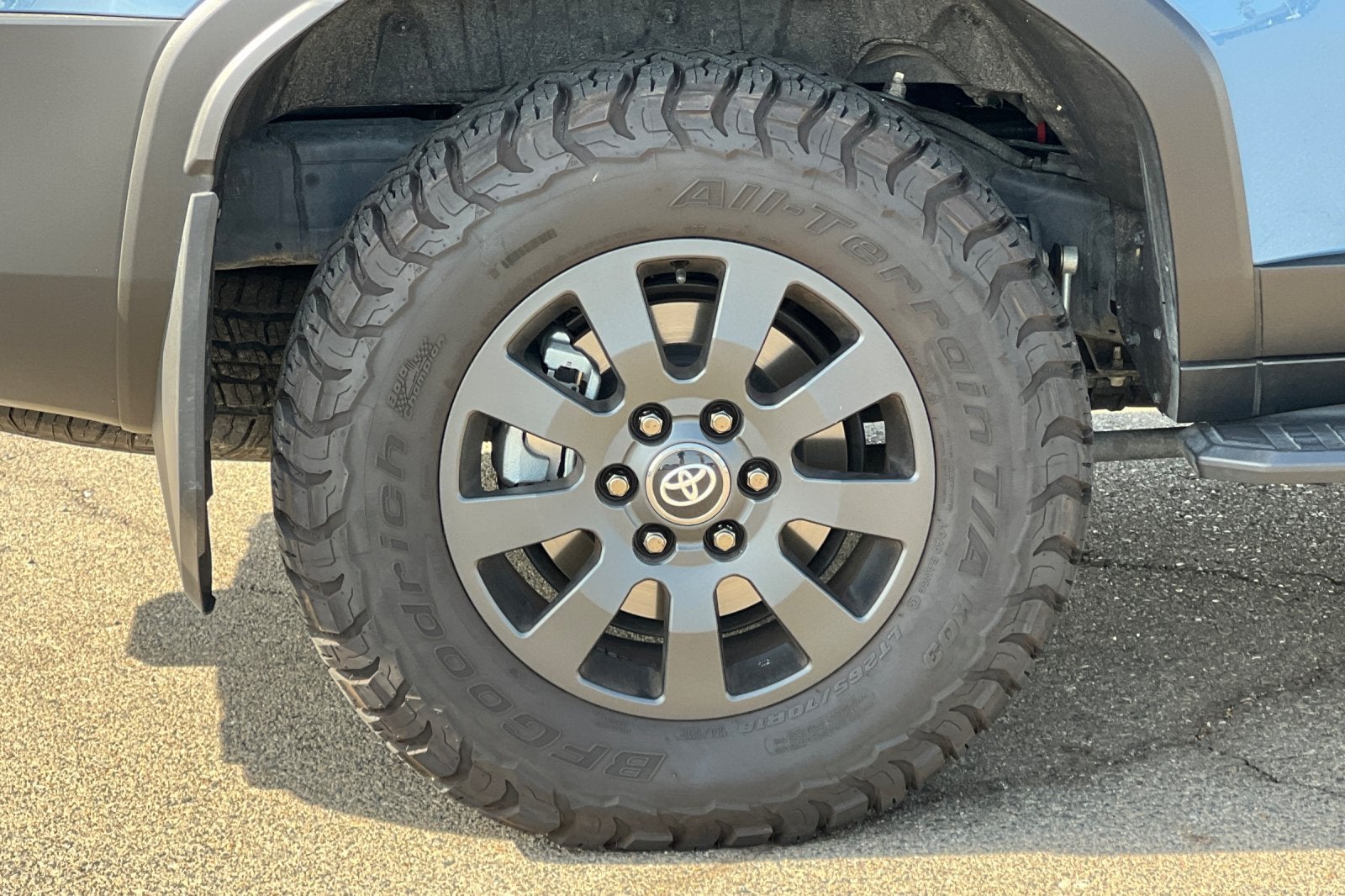 2025 Toyota Land Cruiser Base