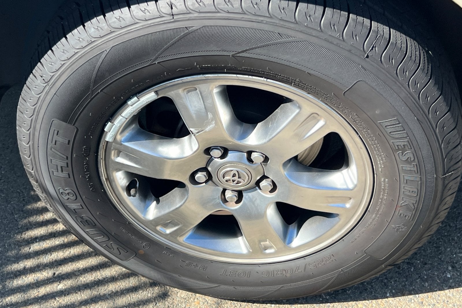 2005 Toyota Highlander Base