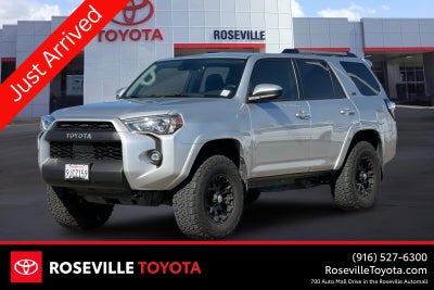 2022 Toyota 4Runner SR5
