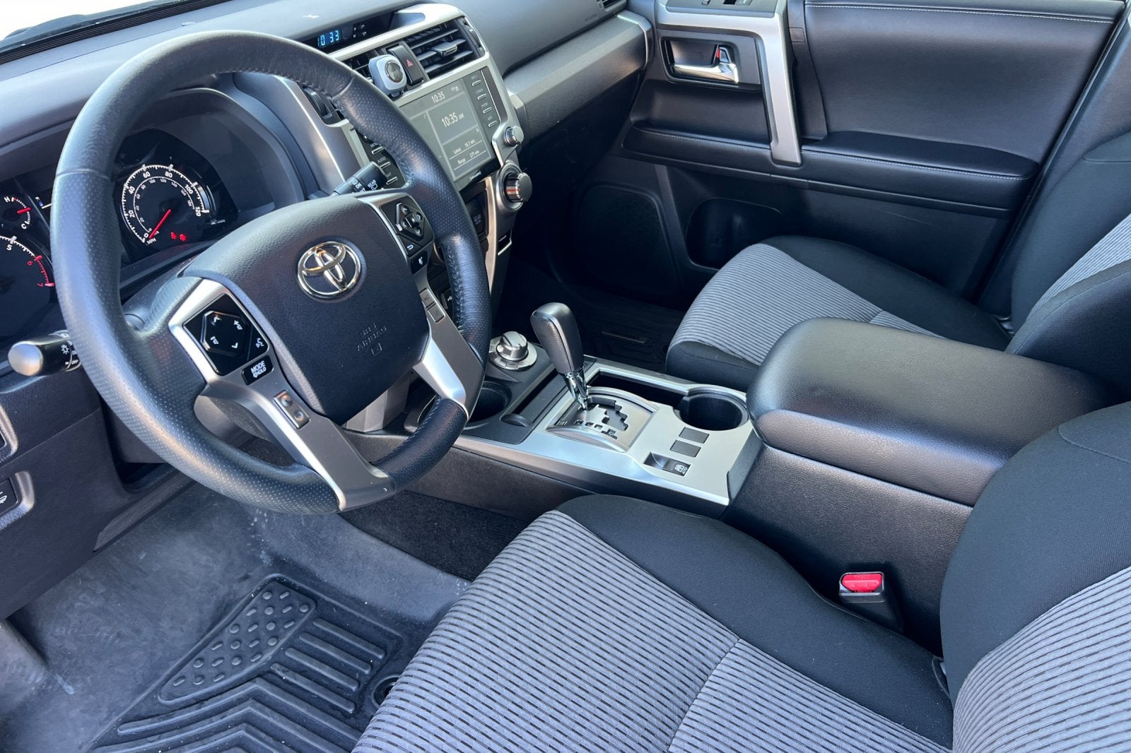 2022 Toyota 4Runner SR5