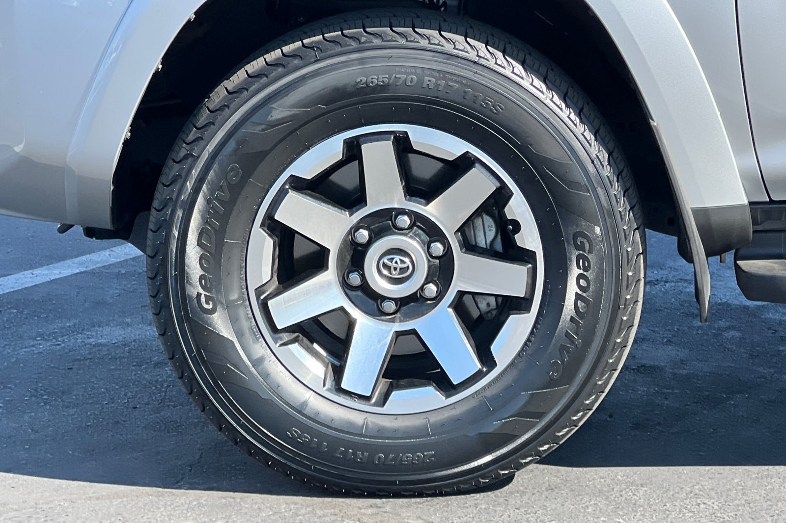 2024 Toyota 4Runner TRD Off Road