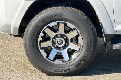 2024 Toyota 4Runner TRD Off Road