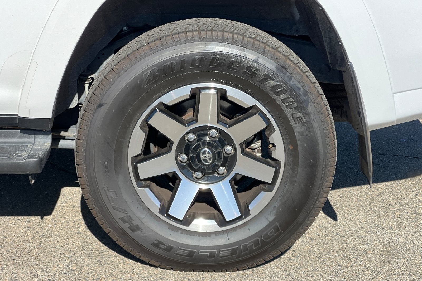 2024 Toyota 4Runner TRD Off Road