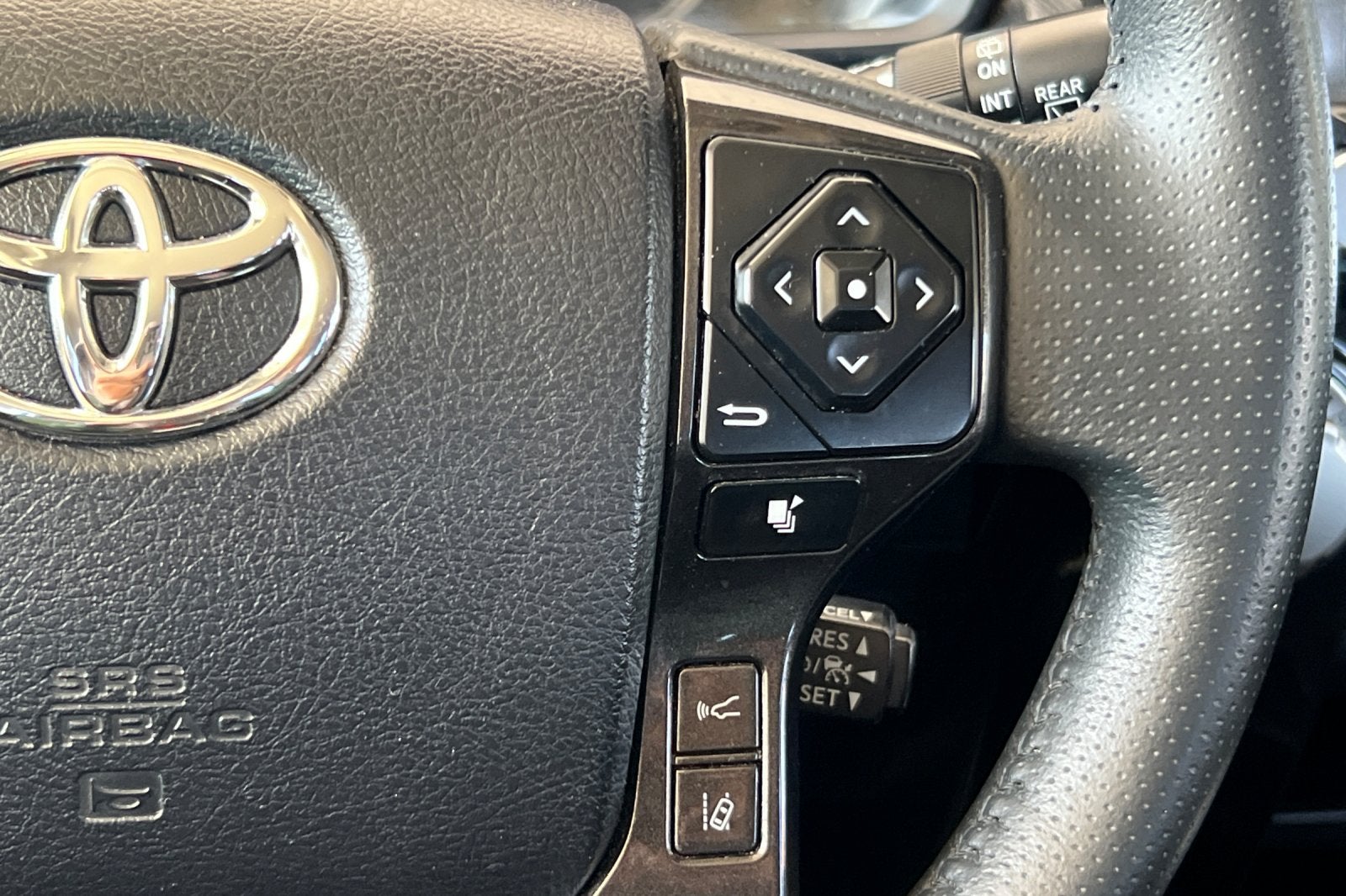 2024 Toyota 4Runner TRD Off Road