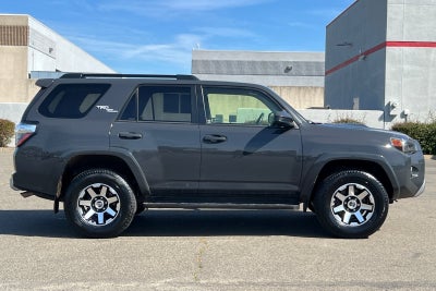 2024 Toyota 4Runner TRD Off Road