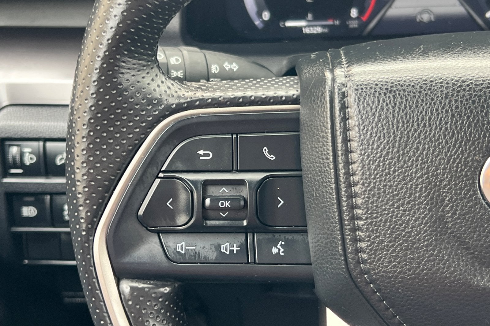 2025 Toyota 4Runner TRD Off Road