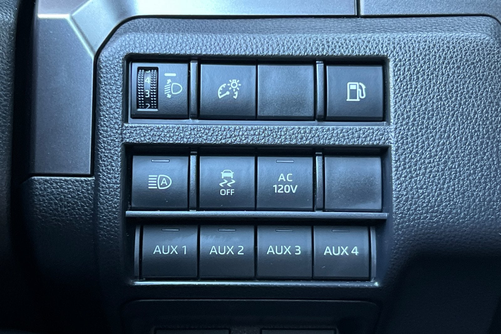 2025 Toyota 4Runner Hybrid TRD Off Road