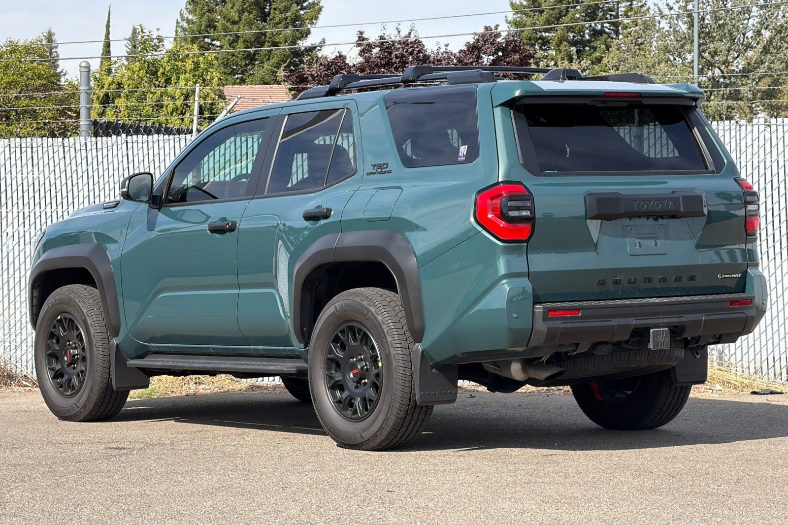 2025 Toyota 4Runner Hybrid TRD Off Road