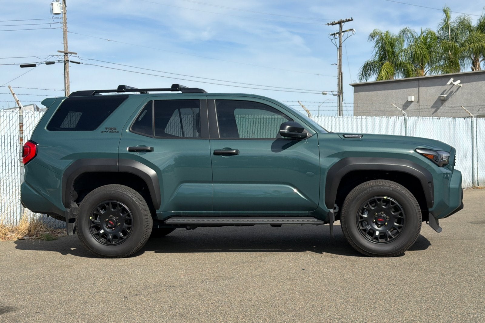 2025 Toyota 4Runner Hybrid TRD Off Road
