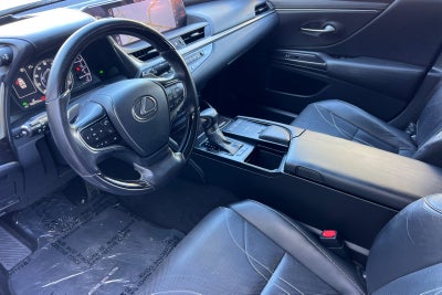 2019 Lexus ES 300h Luxury