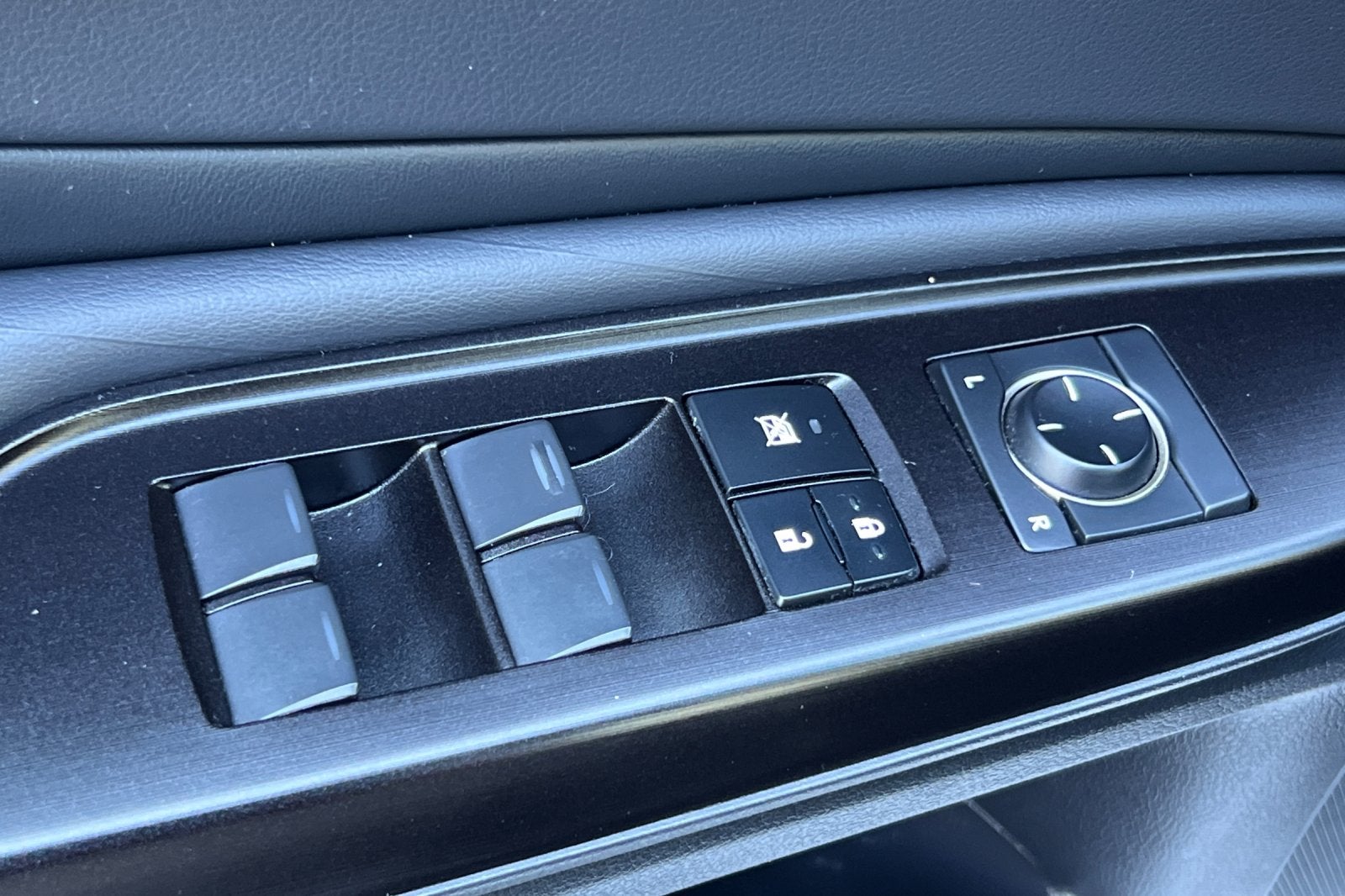 2019 Lexus ES 300h Luxury