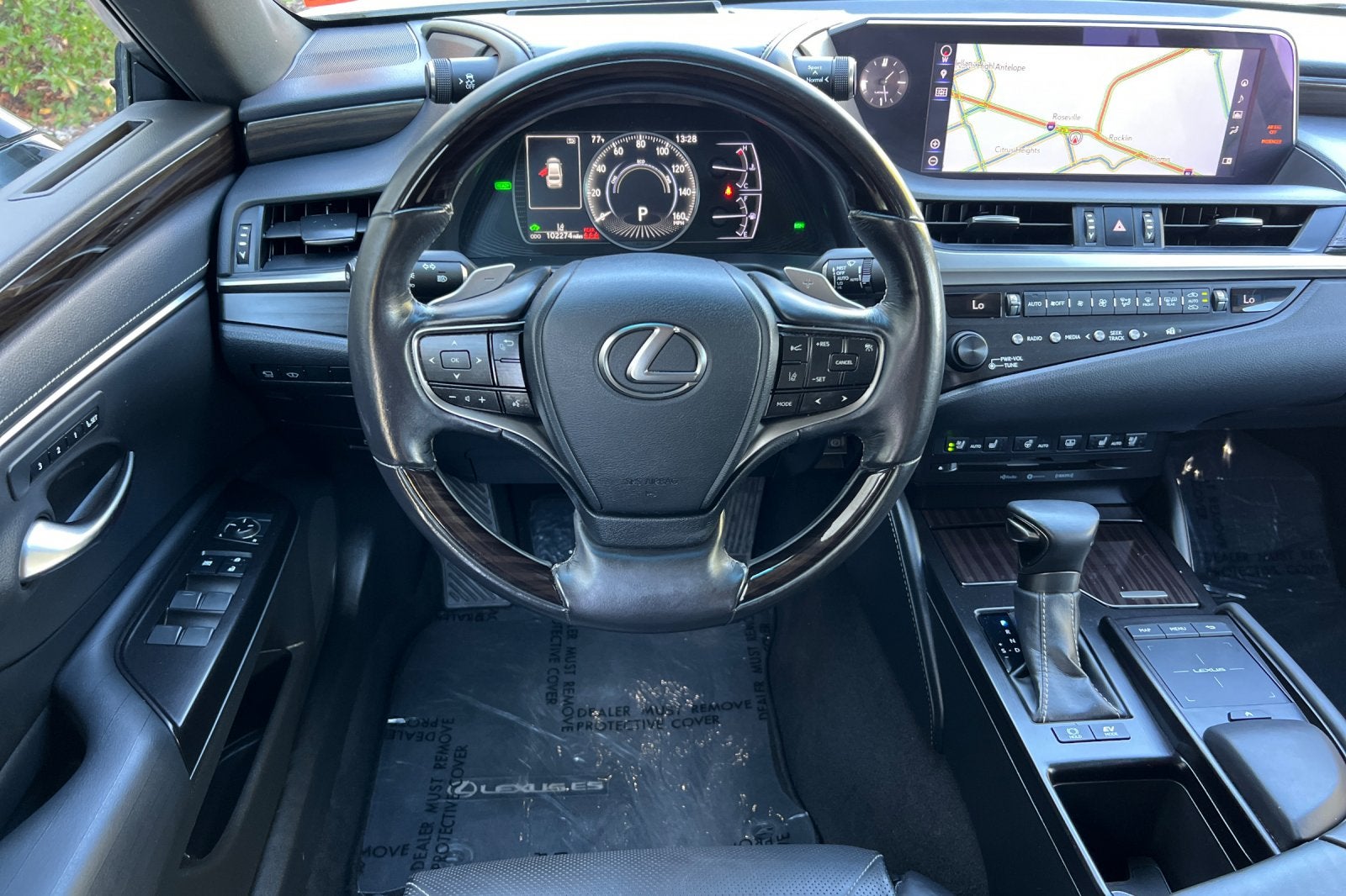 2019 Lexus ES 300h Luxury