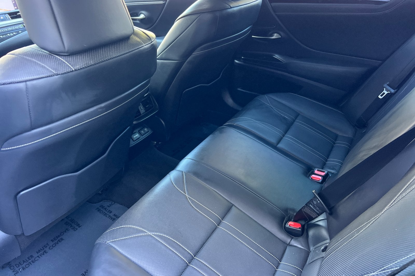 2019 Lexus ES 300h Luxury
