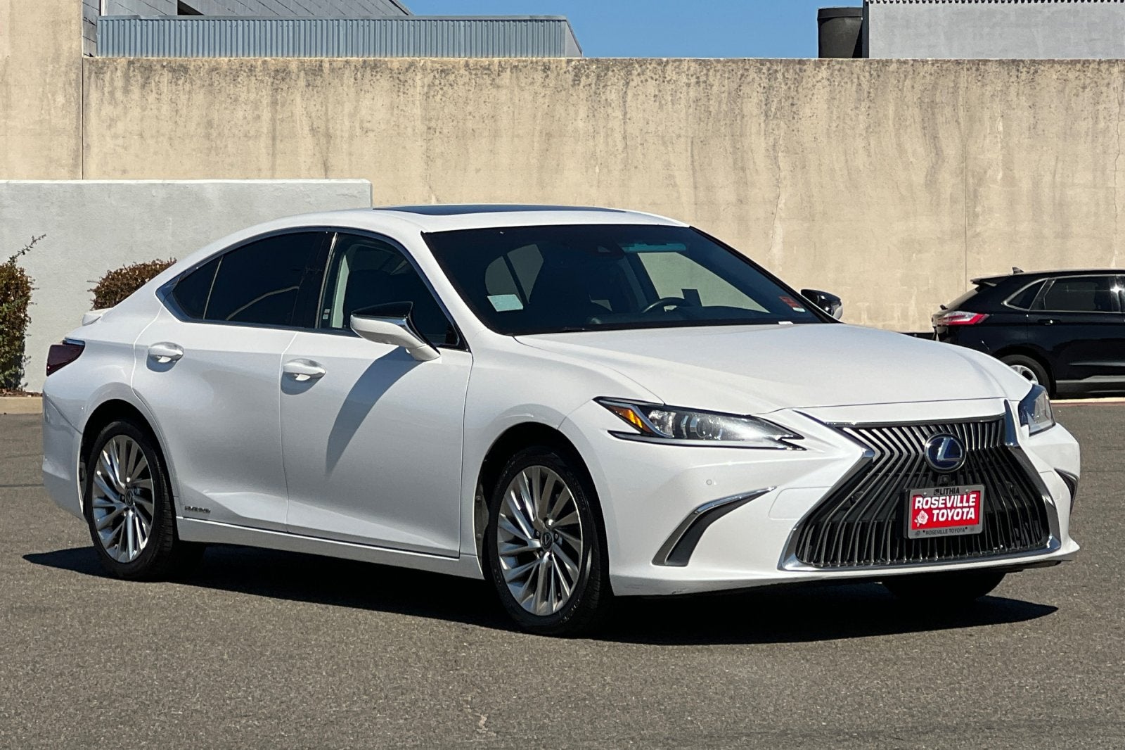 2019 Lexus ES 300h Luxury