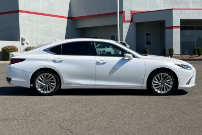 2019 Lexus ES 300h Luxury