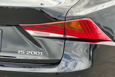 2017 Lexus IS 