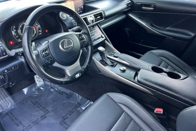 2018 Lexus IS 