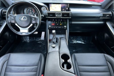 2018 Lexus IS 