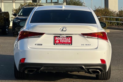 2018 Lexus IS 