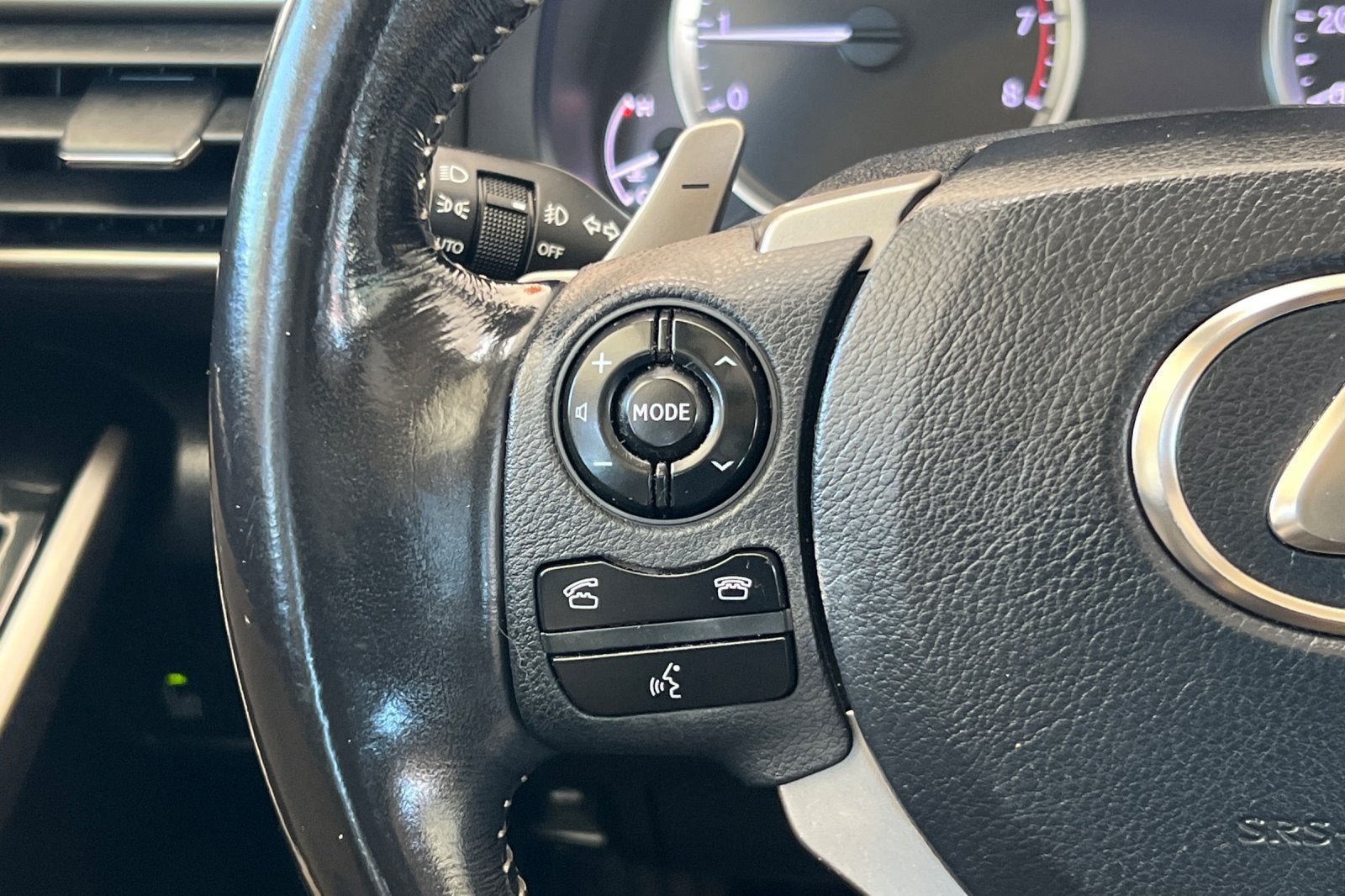 2016 Lexus IS 200t 