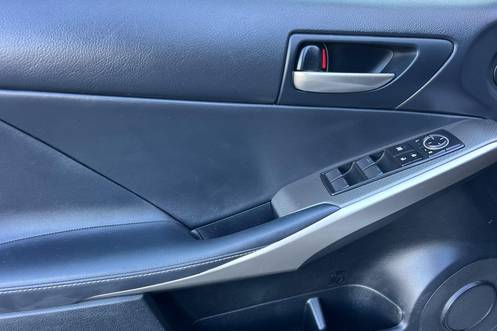 2017 Lexus IS 
