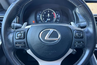 2017 Lexus IS 