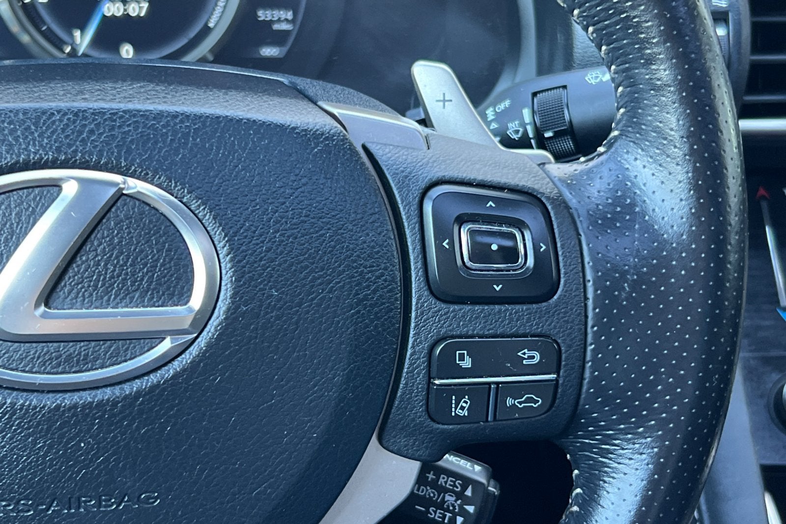 2017 Lexus IS 