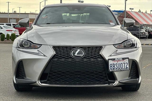 2017 Lexus IS 