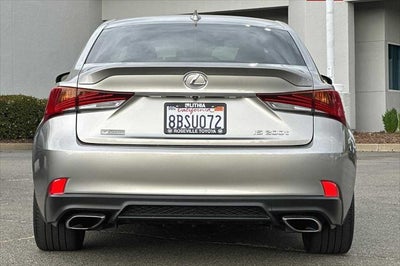 2017 Lexus IS 