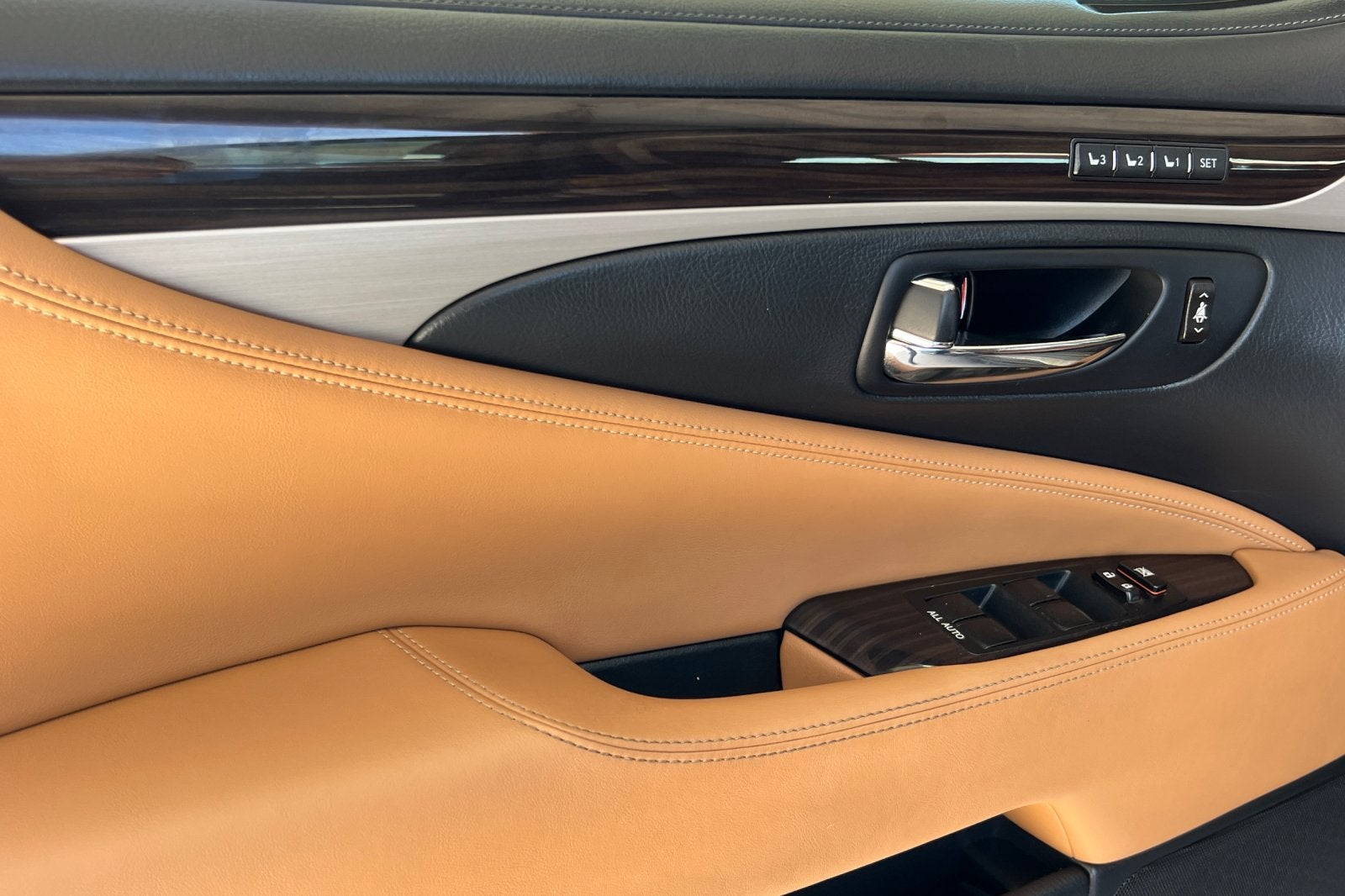 2014 Lexus LS 460 