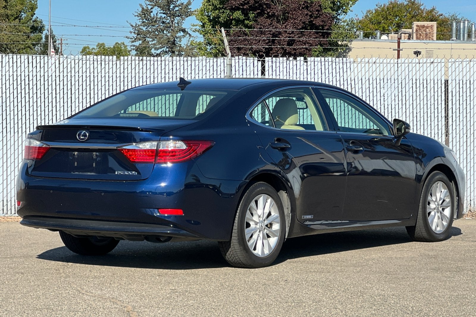 2014 Lexus ES 300h Hybrid
