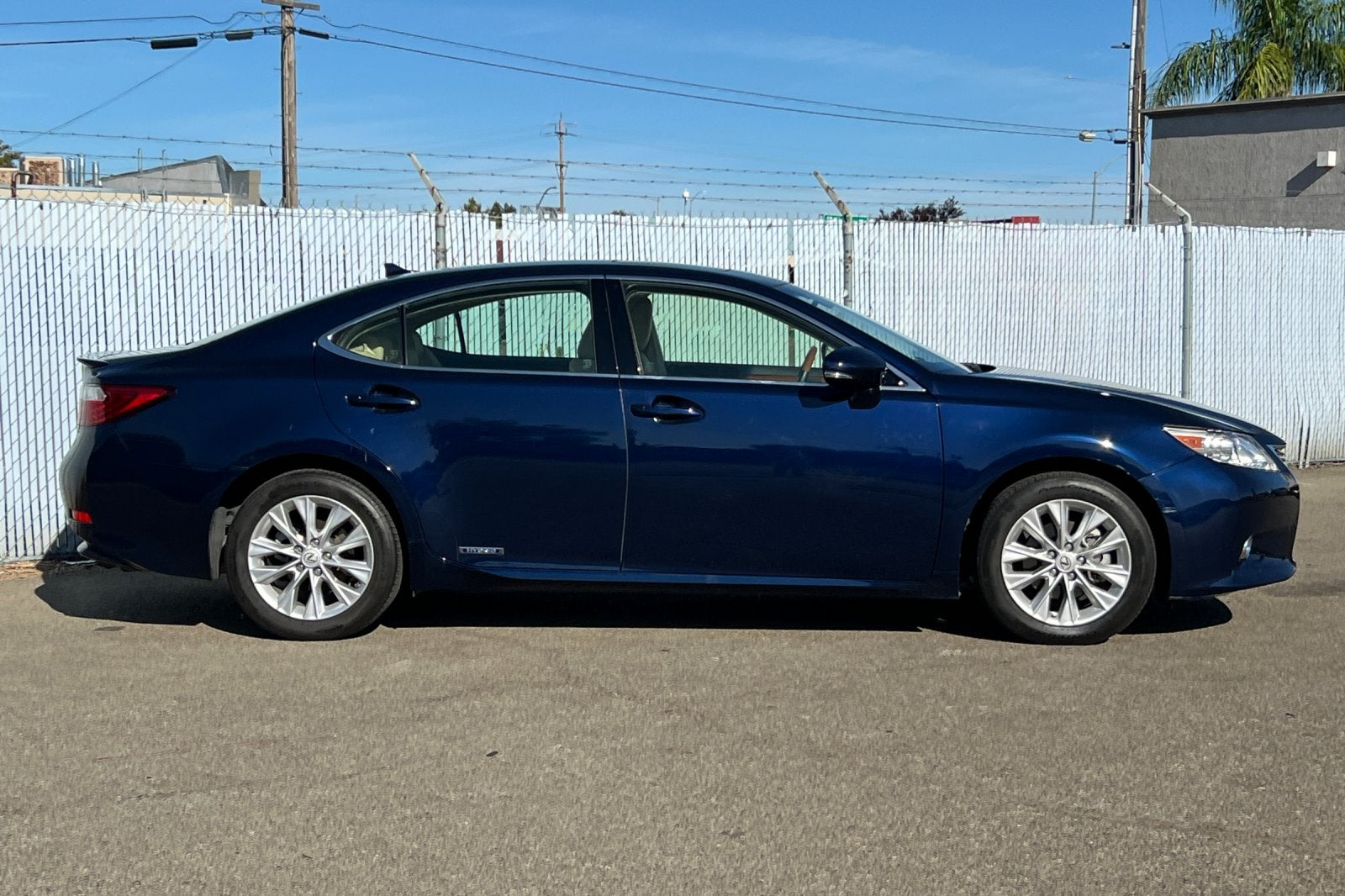 2014 Lexus ES 300h Hybrid