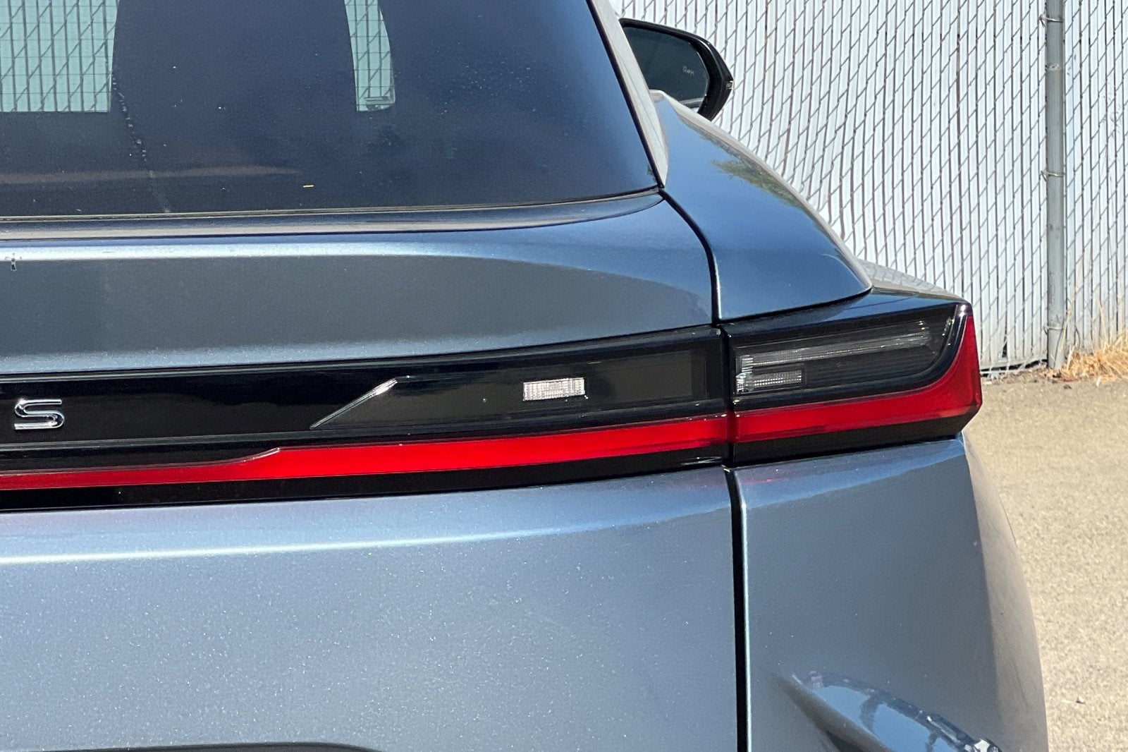 2023 Lexus RZ 450e Luxury