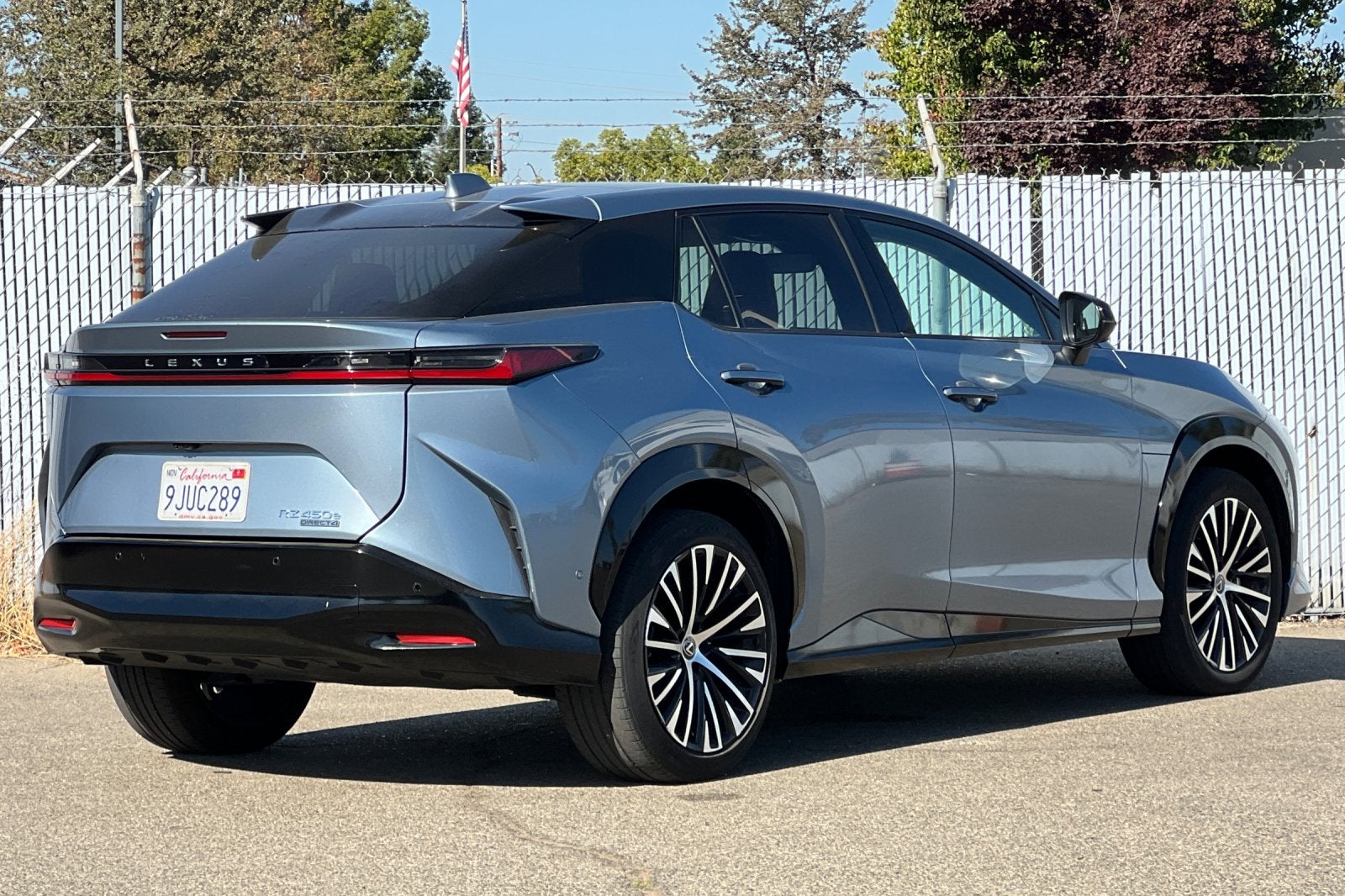 2023 Lexus RZ 450e Luxury